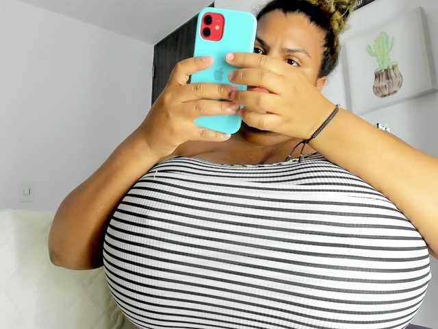 bigmom-22's BongaCams show and profile