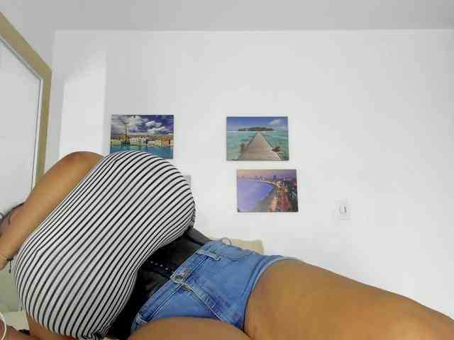 Bigmom-22 webcam