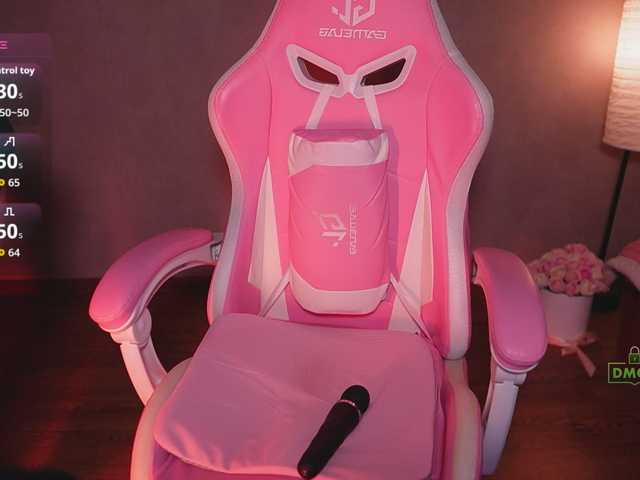 Miss-Tress's BongaCams show and profile