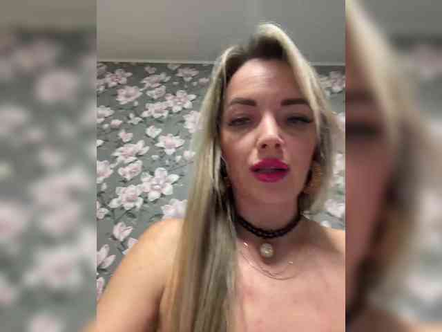 Lilianna- Live Webcam on BongaCams
