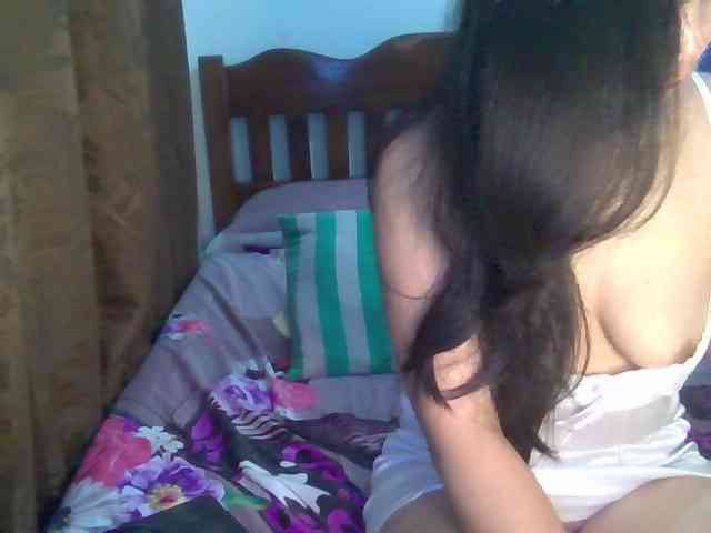 Simply_Amaya webcam