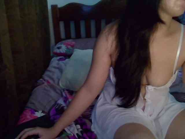 Simply_Amaya webcam