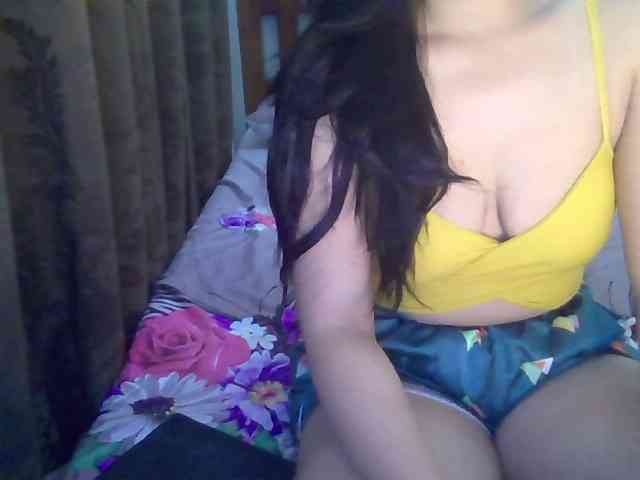 Simply_Amaya webcam