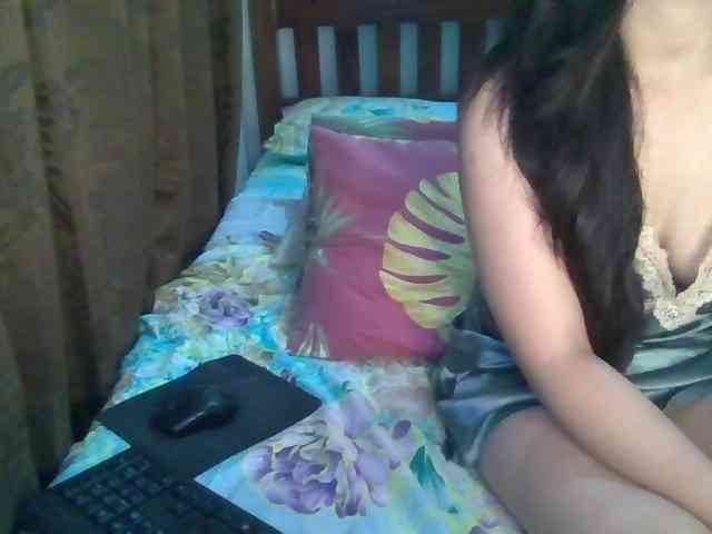 Simply_Amaya webcam