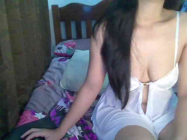Simply_Amaya webcam