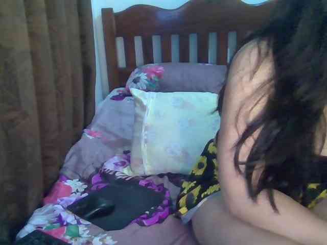 Simply_Amaya webcam
