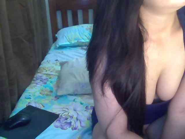 Simply_Amaya webcam