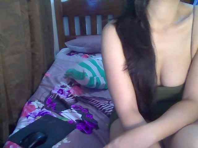Simply_Amaya webcam