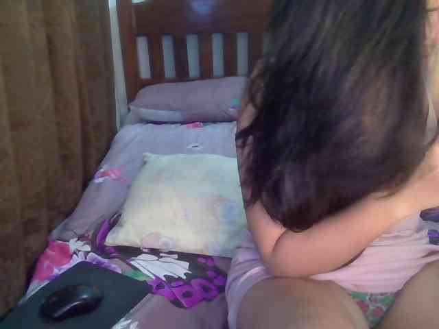 Simply_Amaya webcam