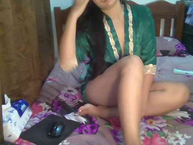 Simply_Amaya webcam