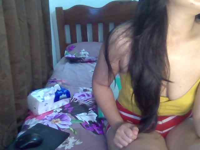 Simply_Amaya webcam