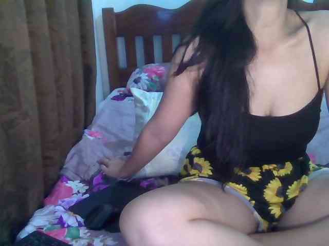 Simply_Amaya webcam