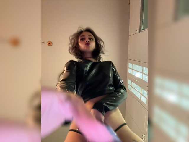 --SATIVA--'s BongaCams profile