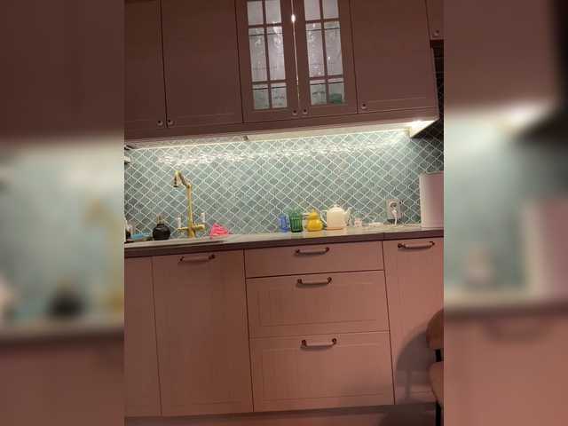 --SATIVA--'s BongaCams show and profile