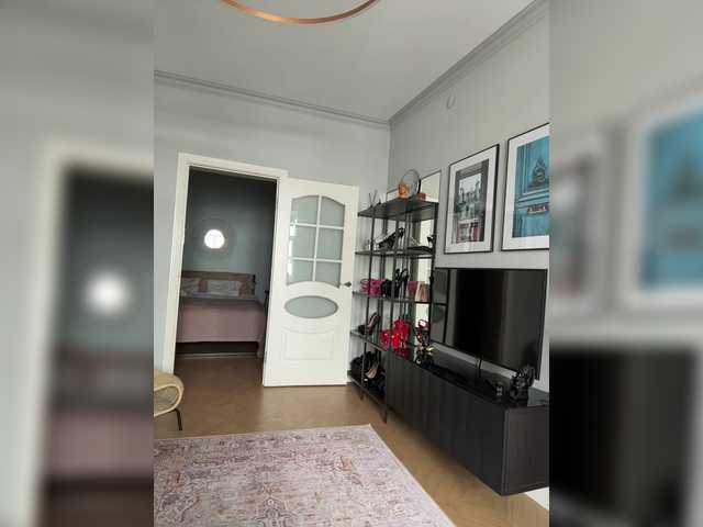 --SATIVA--'s BongaCams show and profile