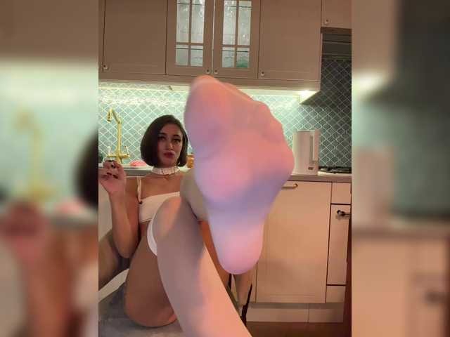 --SATIVA--'s BongaCams show and profile