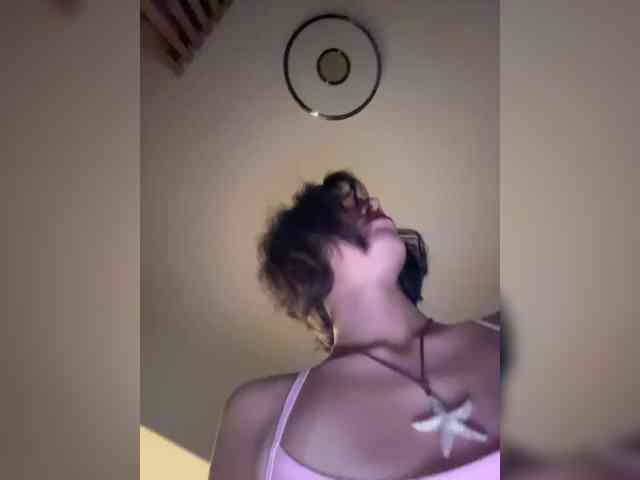 --SATIVA-- Live Webcam on BongaCams