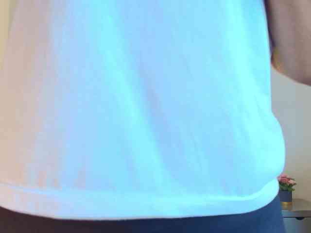 Shanon-mature webcam