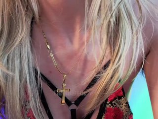 Carolblonde Porn Show