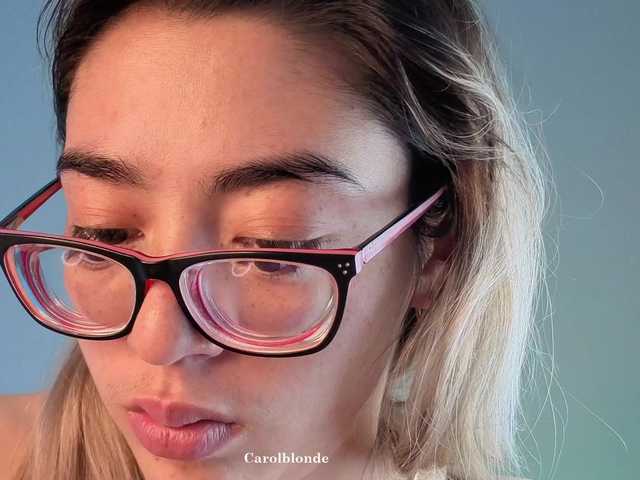 Charlotte-glasses's BongaCams show and profile