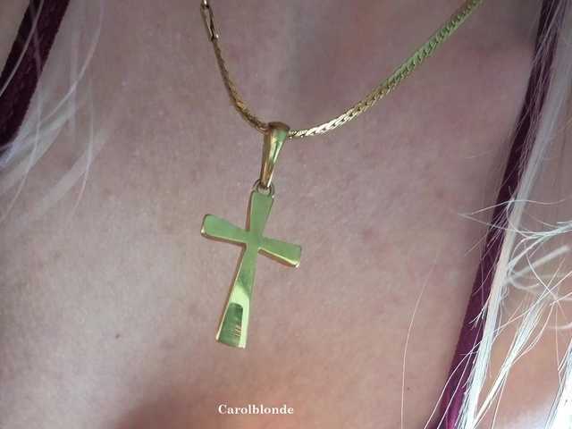 Charlotte-glasses from BongaCams is Freechat