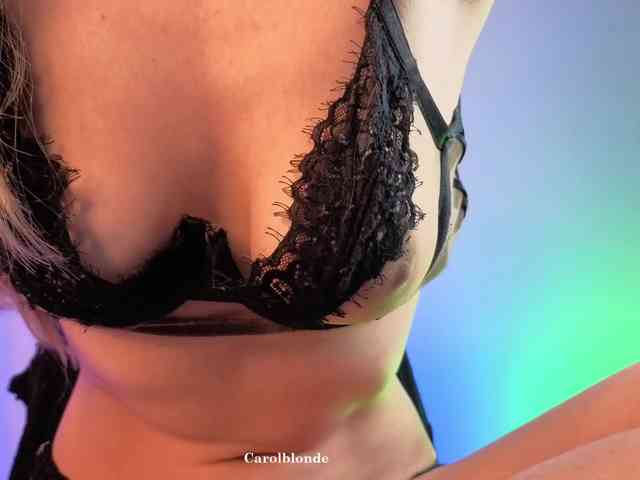Charlotte-glasse... Live Webcam on BongaCams