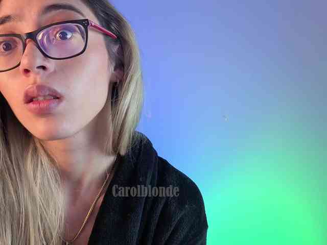 Carolblonde webcam