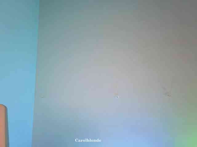 Carolblonde webcam