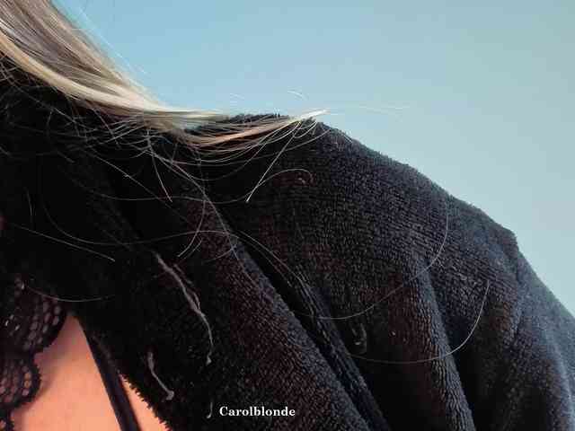 Carolblonde webcam