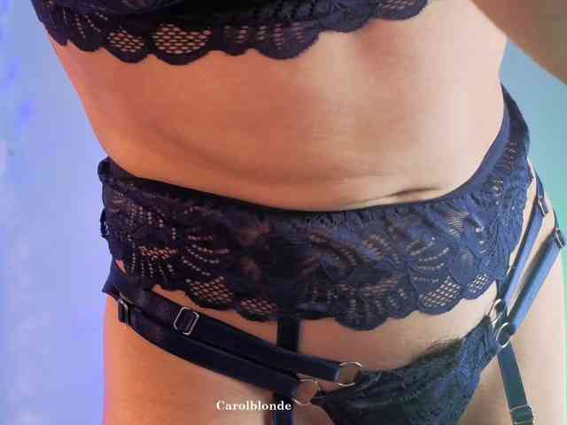 Carolblonde webcam