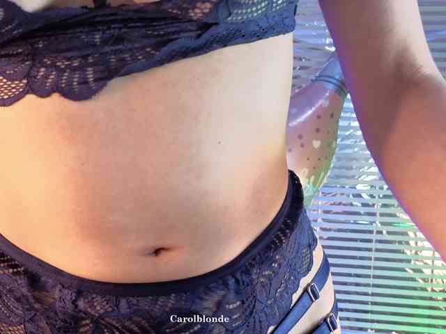 Carolblonde webcam