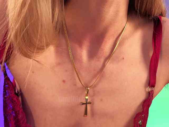 Carolblonde webcam