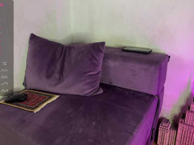 Feramonaa's BongaCams show and profile