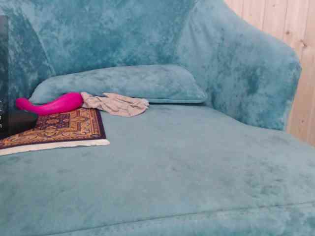 Feramonaa Live Webcam on BongaCams