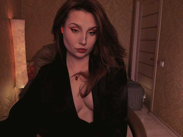 Esmeerrr from BongaCams is Freechat