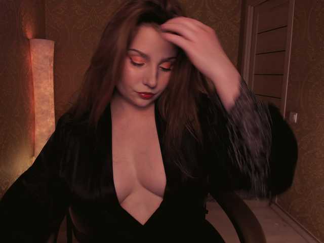 Esmeerrr's BongaCams show and profile