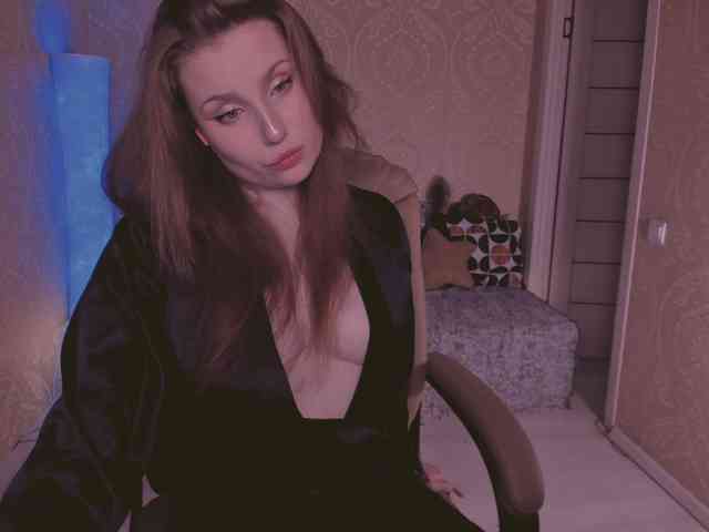 Модель: Esmeerrr