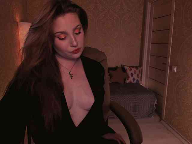 Esmeerrr Live Webcam on BongaCams