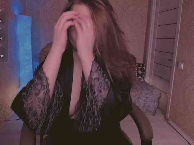 Модель: Esmeerrr
