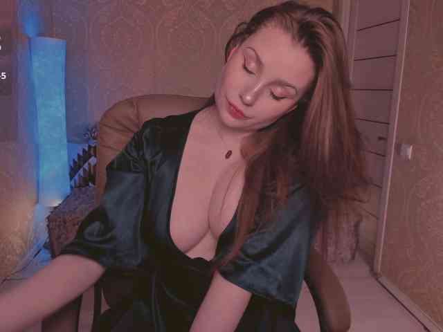 Esmeerrr Live Webcam on BongaCams