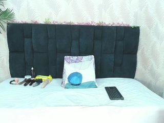 ArianaDiosa Porn Show