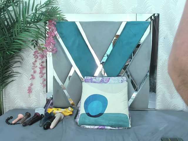 ArianaDiosa from BongaCams