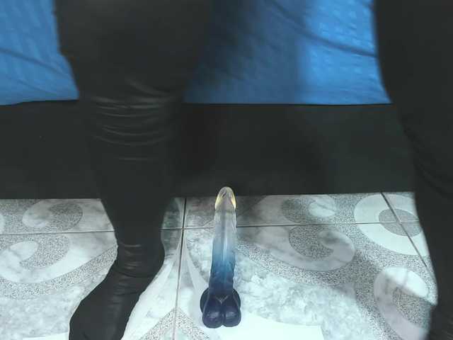 ArianaDiosa's BongaCams show and profile