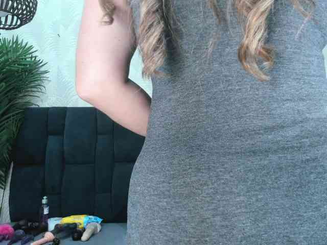 ArianaDiosa webcam