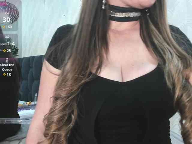 ArianaDiosa webcam