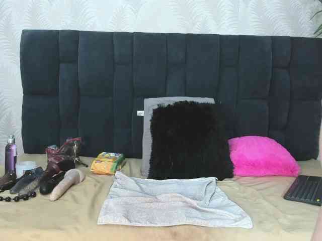 ArianaDiosa webcam