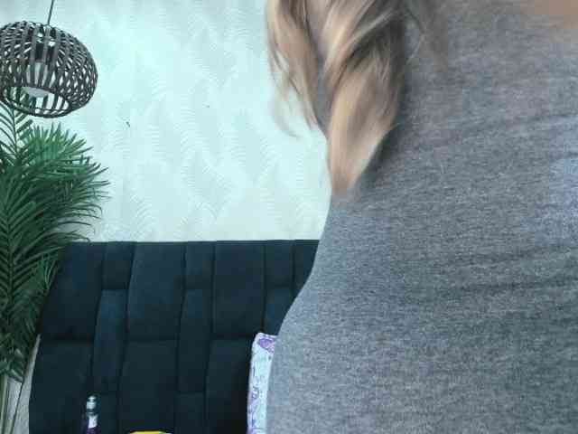 ArianaDiosa webcam