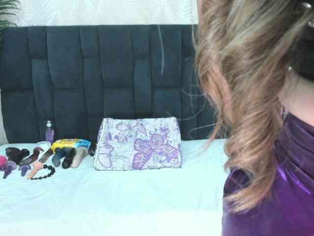 ArianaDiosa webcam