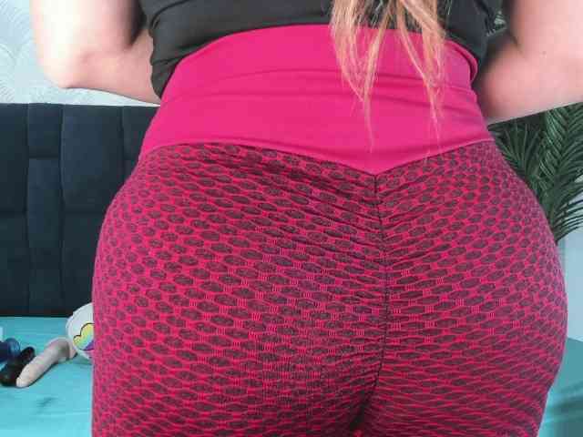 ArianaDiosa webcam