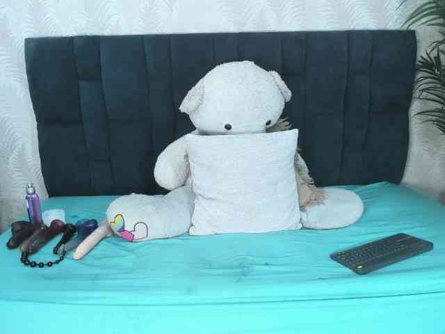 ArianaDiosa webcam